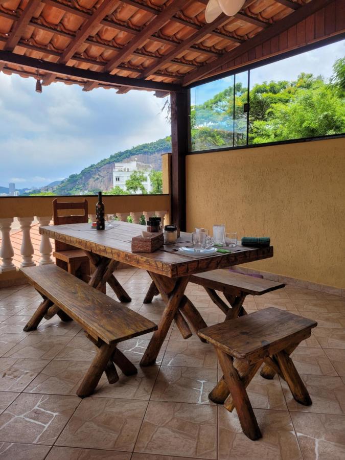 Santo Mirante Hostel *